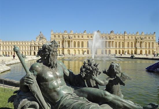 Paříž a Versailles letecky