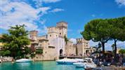 Vinařské oblasti Lago di Garda a opera ve Veroně - 100. výročí festivalu