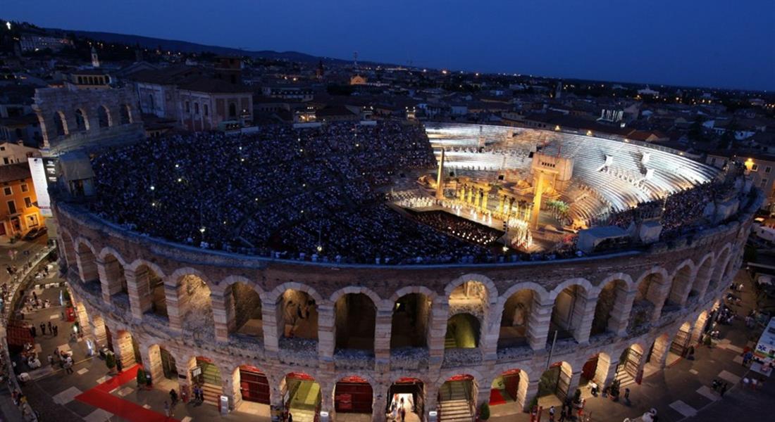 Vinařské oblasti Lago di Garda a opera ve Veroně