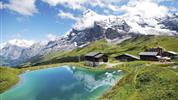 Ze subtropického Švýcarska k vrcholům 4tisícovek s jízdou Bernina Express - Kleine Scheidegg