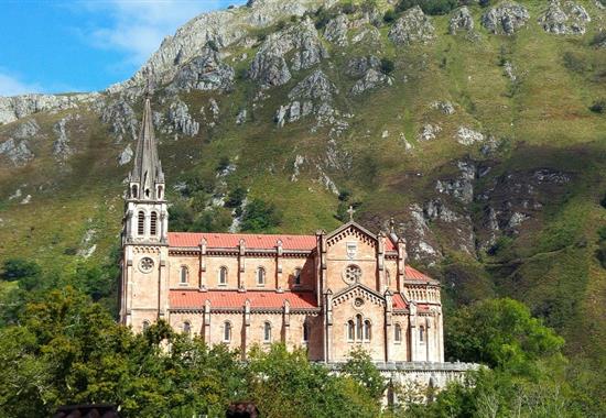 Severní Svatojakubská pouť - severní cestou přes Kantábrii, Asturii a Picos de Europa do Santiaga de Compostela