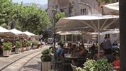 Mallorca s turistikou - nedotčená příroda a tradiční architektura