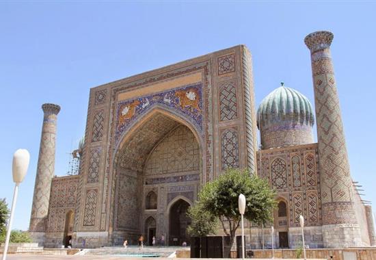 Uzbekistán - bájná země orientu na Hedvábné stezce