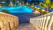 Belvedere Gerakas Luxury Suites
