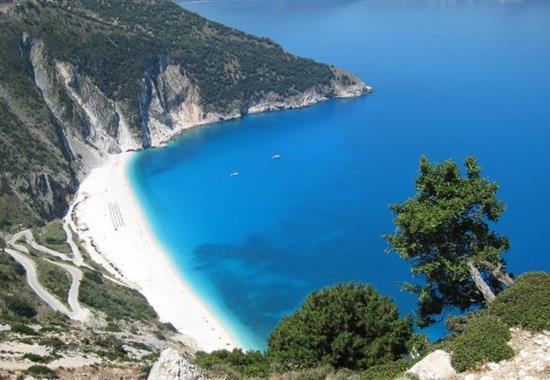 ZAKYNTHOS A KEFALONIE – 7/10 nocí - snídaně/večeře v taverně