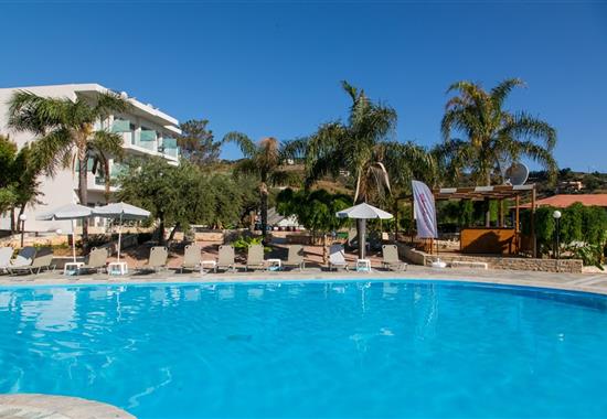 Resol Liza Mary Hotel