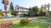 Clover Magic Altinkum Park - krásný areál se zahradou a širokým využitím
