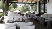 Hersonissos Maris - terasa s posezením