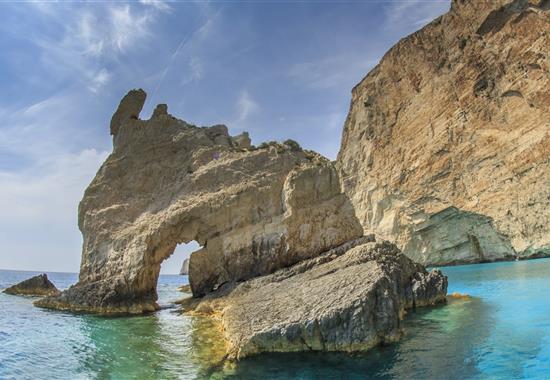 Zakynthos s výletem na Kefalonii - studia - bez stravy - 7 nocí