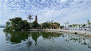 Vietnamem od Mekongu až do Sapy - Hanoi - Tran Quoc pagoda