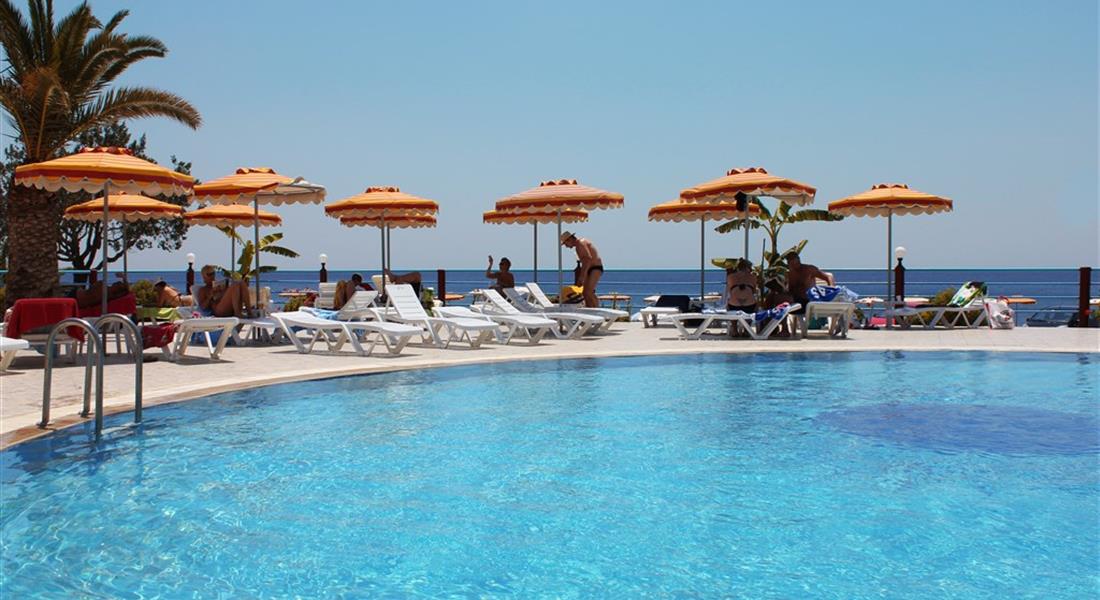 Kamari Beach - Hotel Kamari Beach, ostrov Rhodos