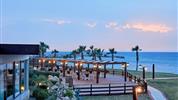All Senses Nautica Blue Exclusive Resort & Spa - večerní osvětlení posezení