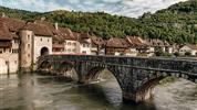ALSASKO, ŠVÝCARSKO A BODAMSKÉ JEZERO s výjezdem na Dračí horu Pilatus - exkluzivně se sommeliérem! - St. Ursanne Doubs Bridge, MySwitzerland.com