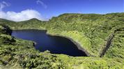 Azorské ostrovy - São Miguel a Flores – pěší turistika v květinovém ráji
