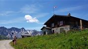 Švýcarsko letecky s panoramatickými vlaky Bernina Express a Ledovcový Express