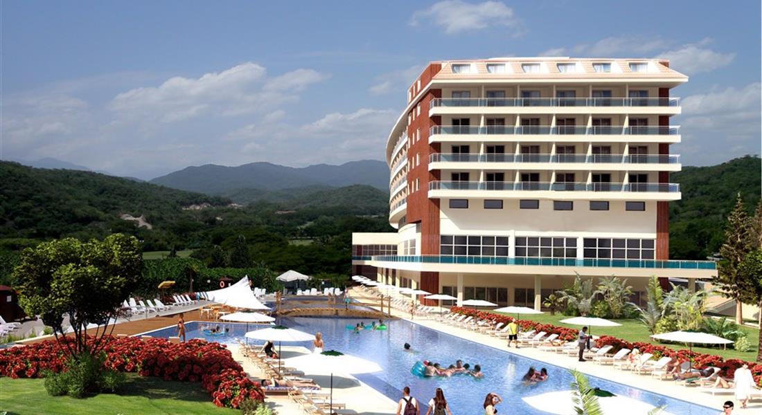 Kahya Resort Aqua & Spa - luxusní oblíbený hotelový komplex s bazény