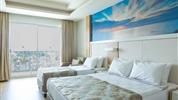Kahya Resort Aqua & Spa - moderně zařízené dvoulůžkové pokoje s přistýlkou