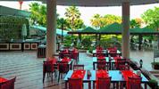 L’Ancora Beach - venkovní část restaurace