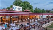 Özlem Garden - venkovní část restaurace