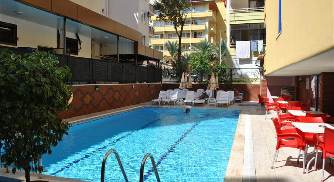 Bilkay - menší rodinný hotel v letovisku Alanya