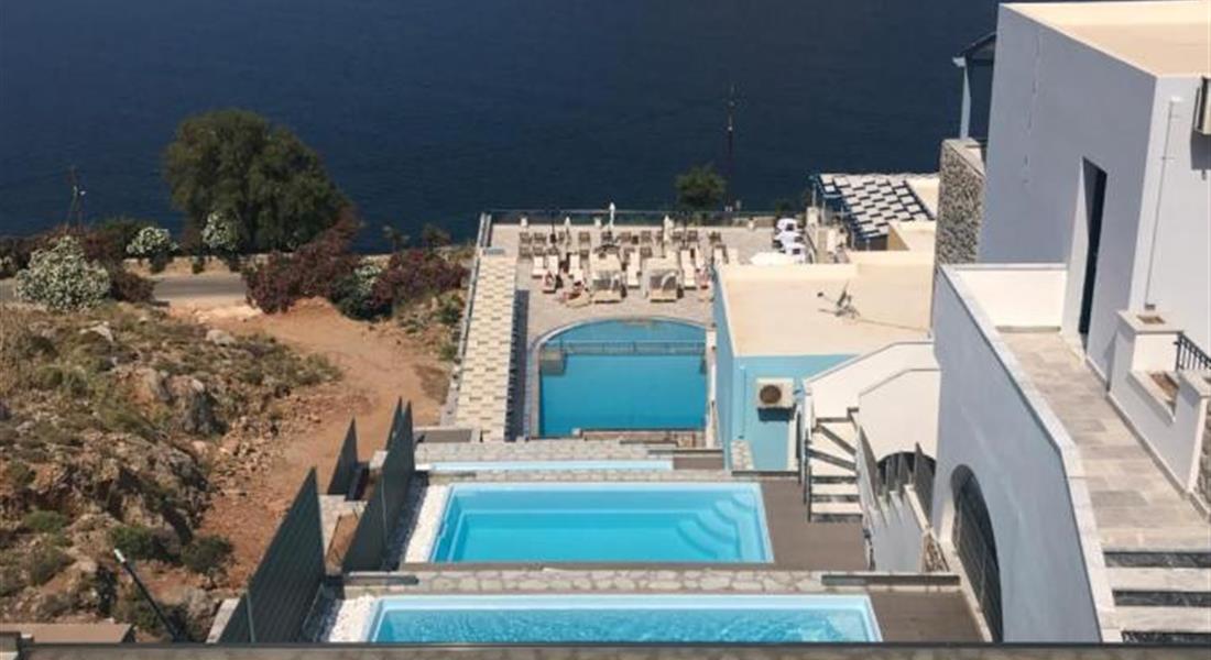 Elena Village Hotel & Suites