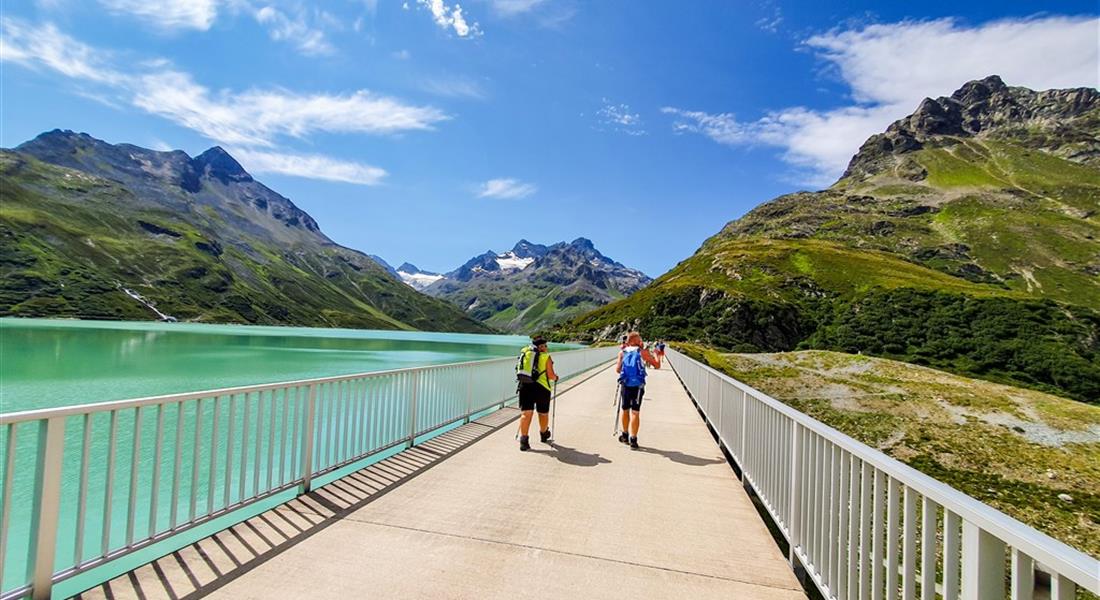 Alpské parky a střediska rakousko-švýcarského pomezí s kartou Montafon Brandnertal WildPass - Jezero Silvretta