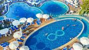 Water Planet Delux & Aquapark - k dispozici bazény s lehátky a slunenčníky