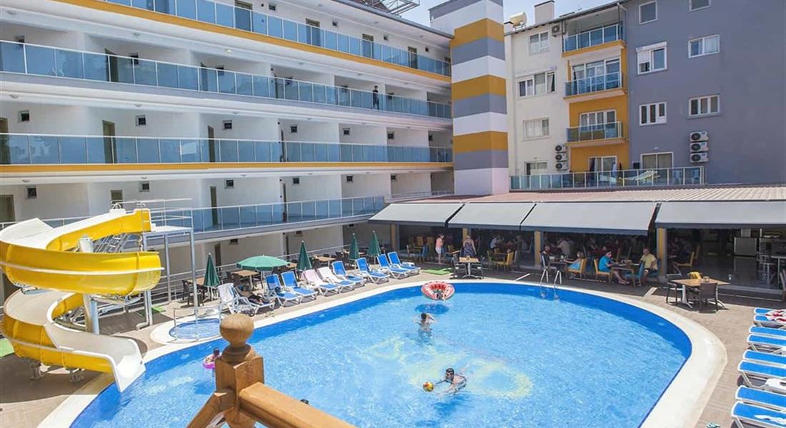 Arsi Enfi City Beach